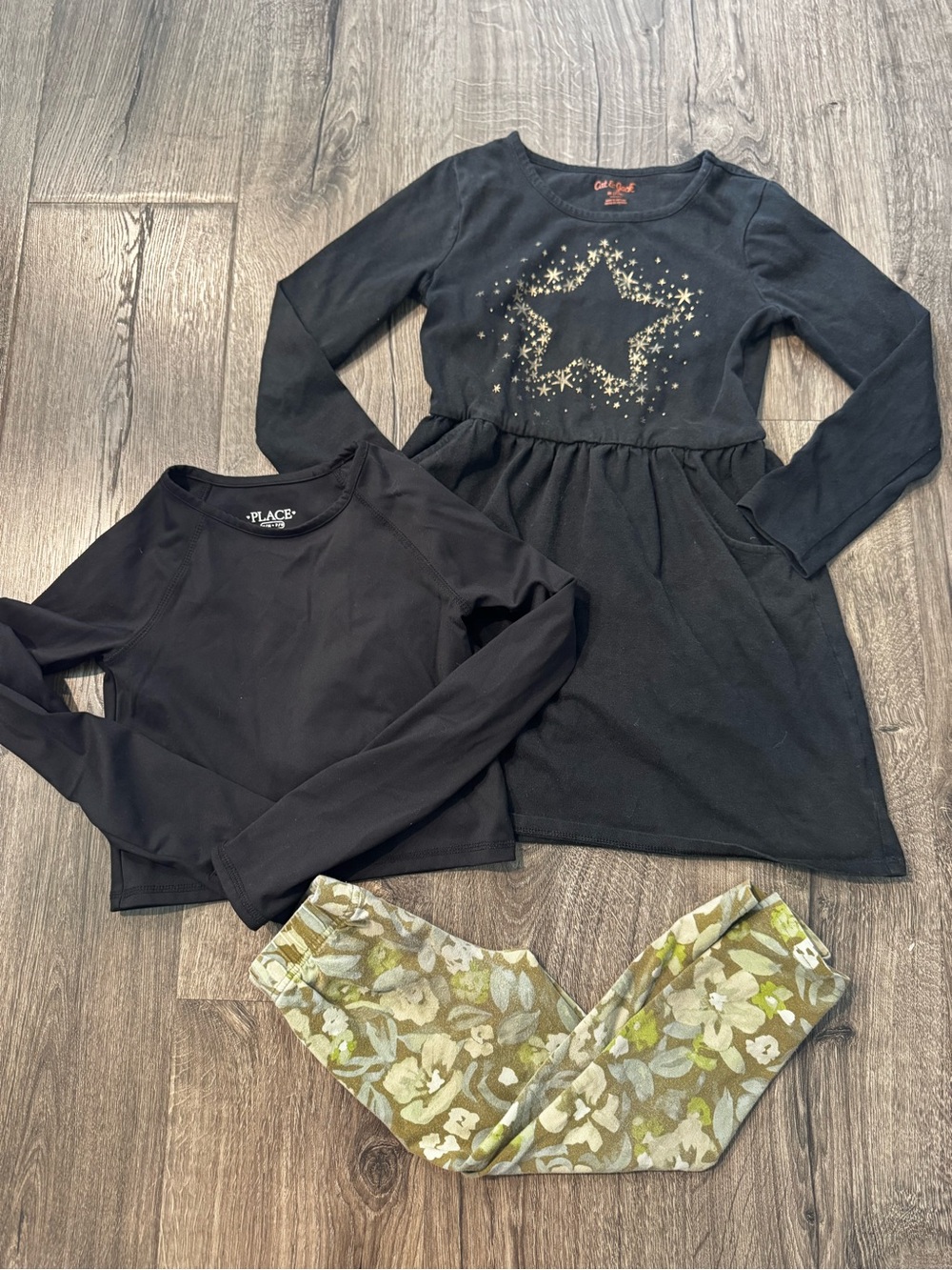 Black Star Long Sleeve Dress + Black Top + Floral Green Leggings girls size 7